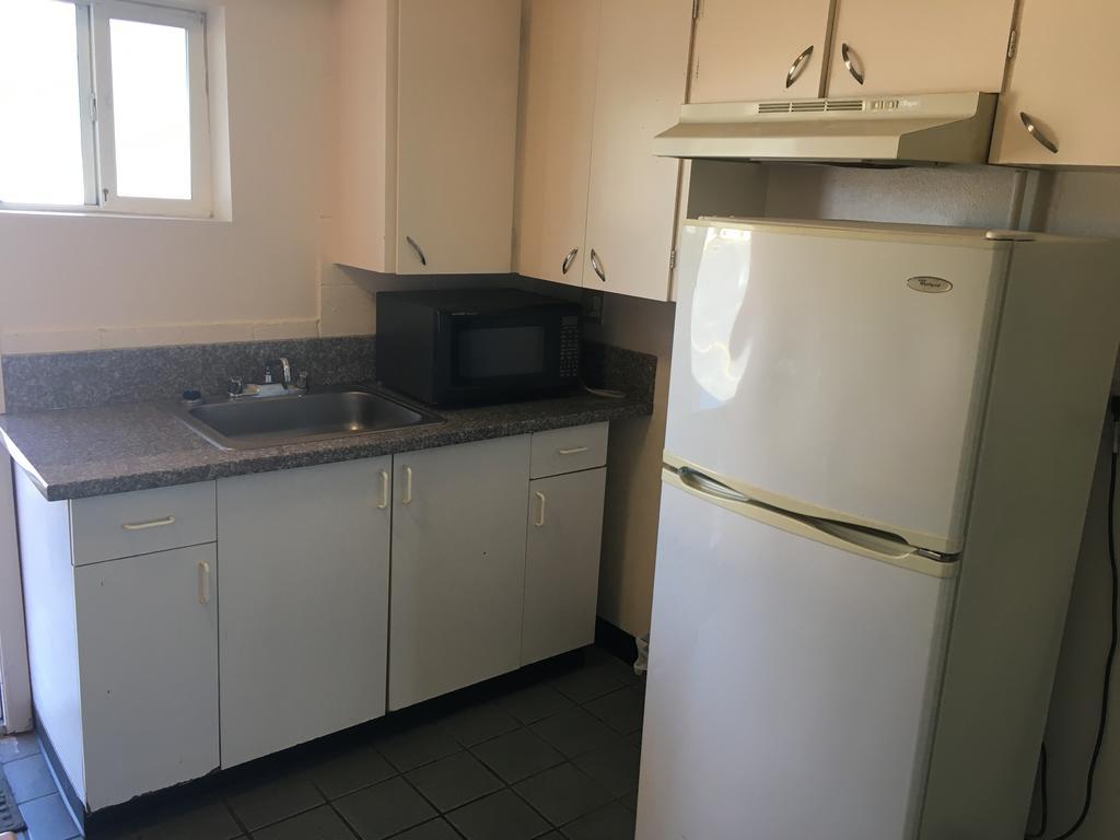 وودبورن Budget Inn Motel المظهر الخارجي الصورة