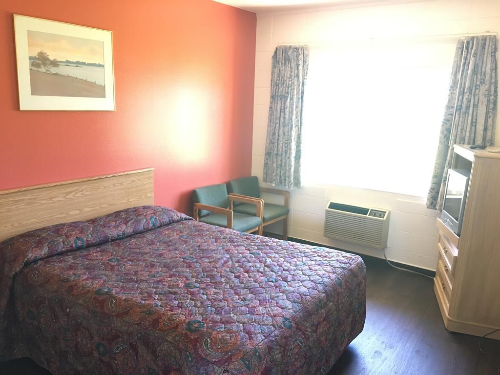 وودبورن Budget Inn Motel المظهر الخارجي الصورة