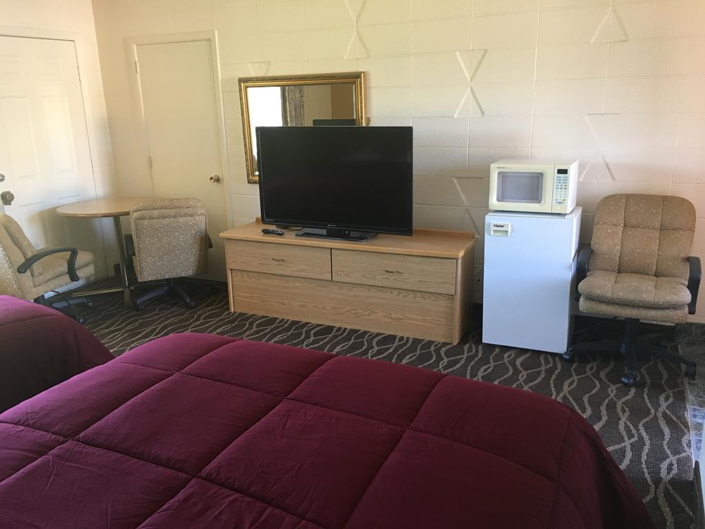 وودبورن Budget Inn Motel المظهر الخارجي الصورة