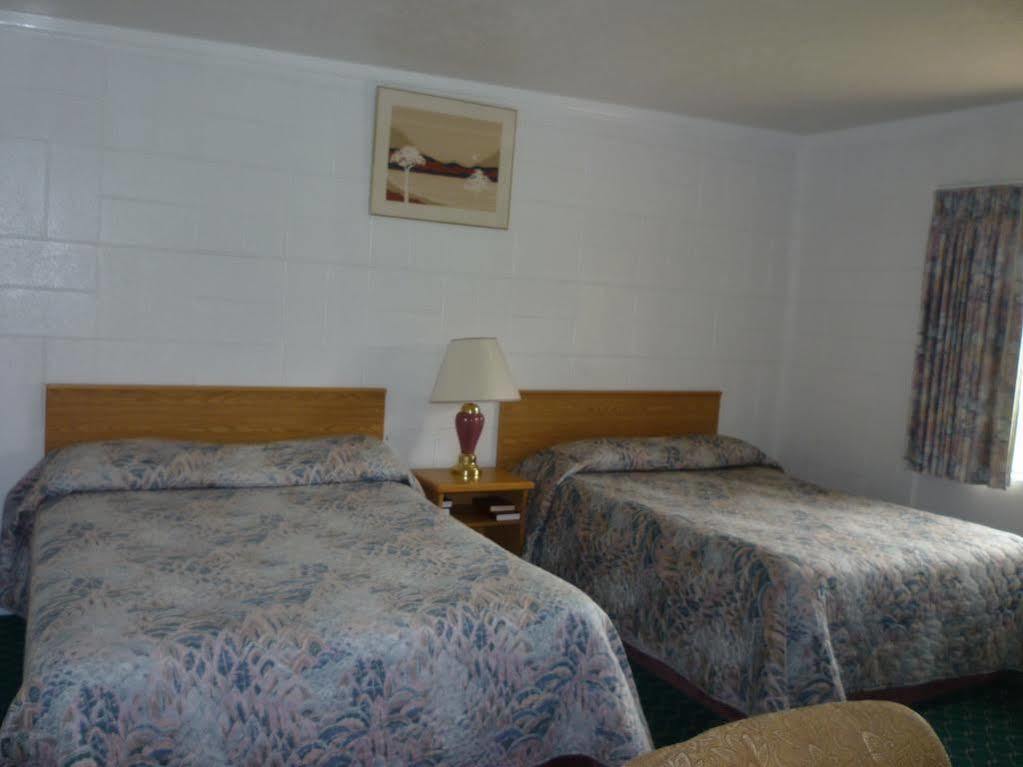 وودبورن Budget Inn Motel المظهر الخارجي الصورة